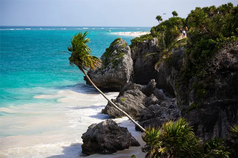 Disfruta de los diversos lugares turísticos de Tulum. Foto: Unsplash. 
