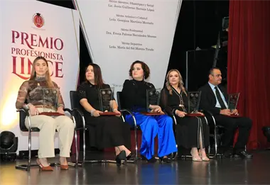 Estos son los galardonados de los Premios Linces UAdeO que inspiran con su trayectoria profesional