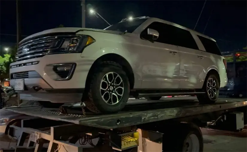 Uno de los vehículos asegurados en el operativo. Foto: SSP Sinaloa