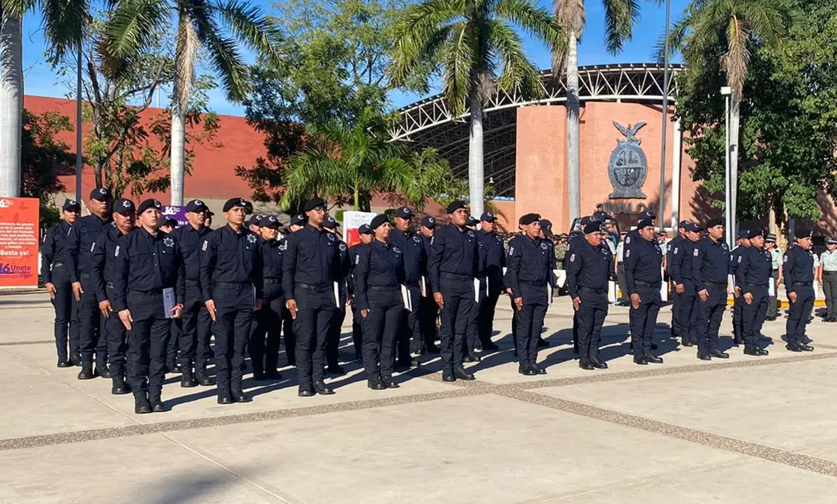 ¿Cuántos policías faltan?.