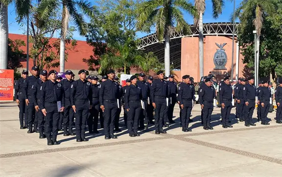 &iquest;Cu&aacute;ntos polic&iacute;as faltan?