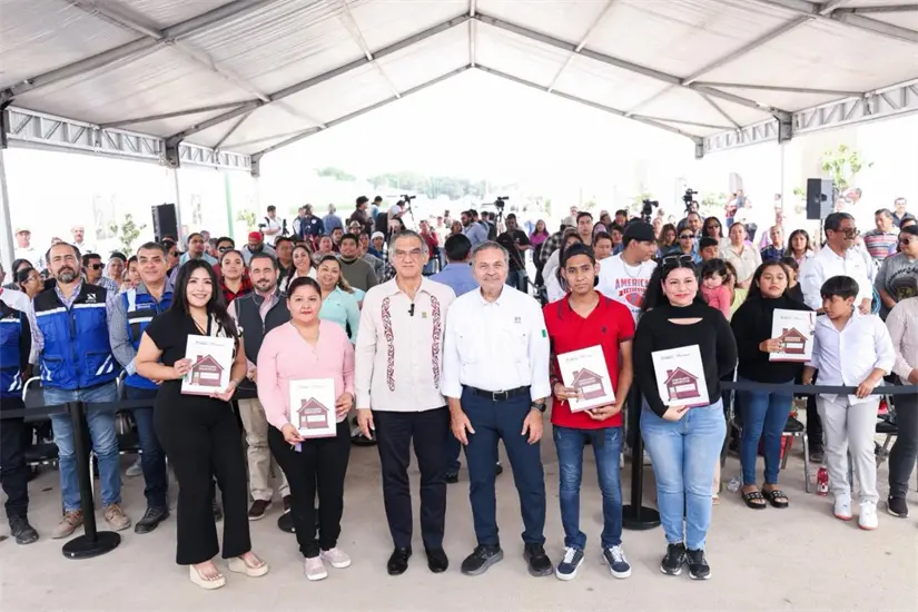 Beneficiados con las Viviendas del Bienestar en Tamaulipas. Foto: Cortesía