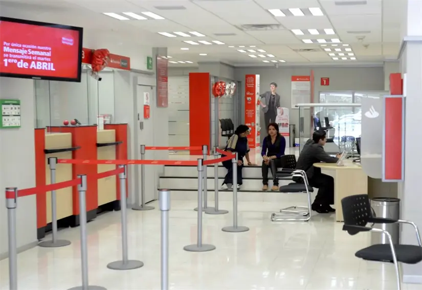 Ahora podrás acceder a distinto servicios beneficiaros en Santander de 9:00 am a 14:00 pm. Foto: Cortesía,
