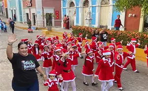 Llega la magia de la Navidad a San Ignacio con desfile, música y encendido del árbol navideño