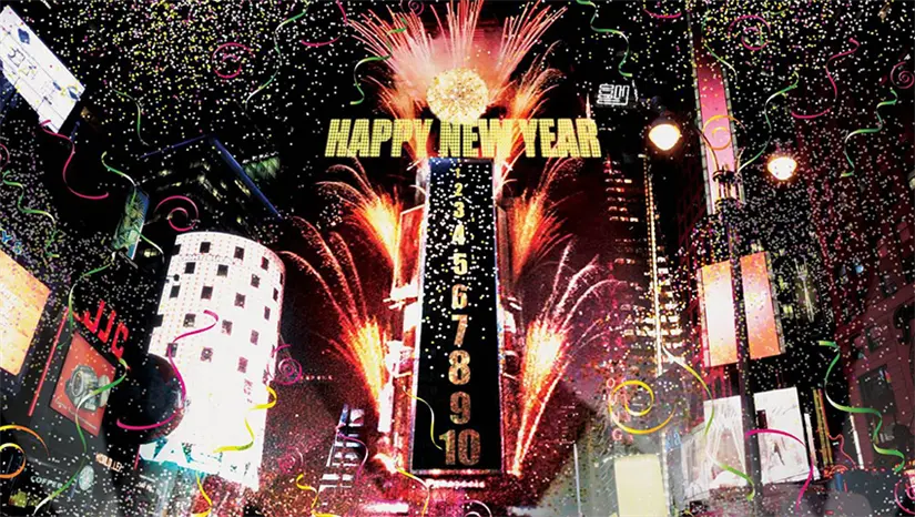 Familias enteras se reúnen en el Time Square para recibir el nuevo año.