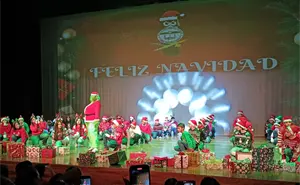 Secundaria Moisés Sáenz celebra su tradicional festival decembrino: “Una Navidad de Película”