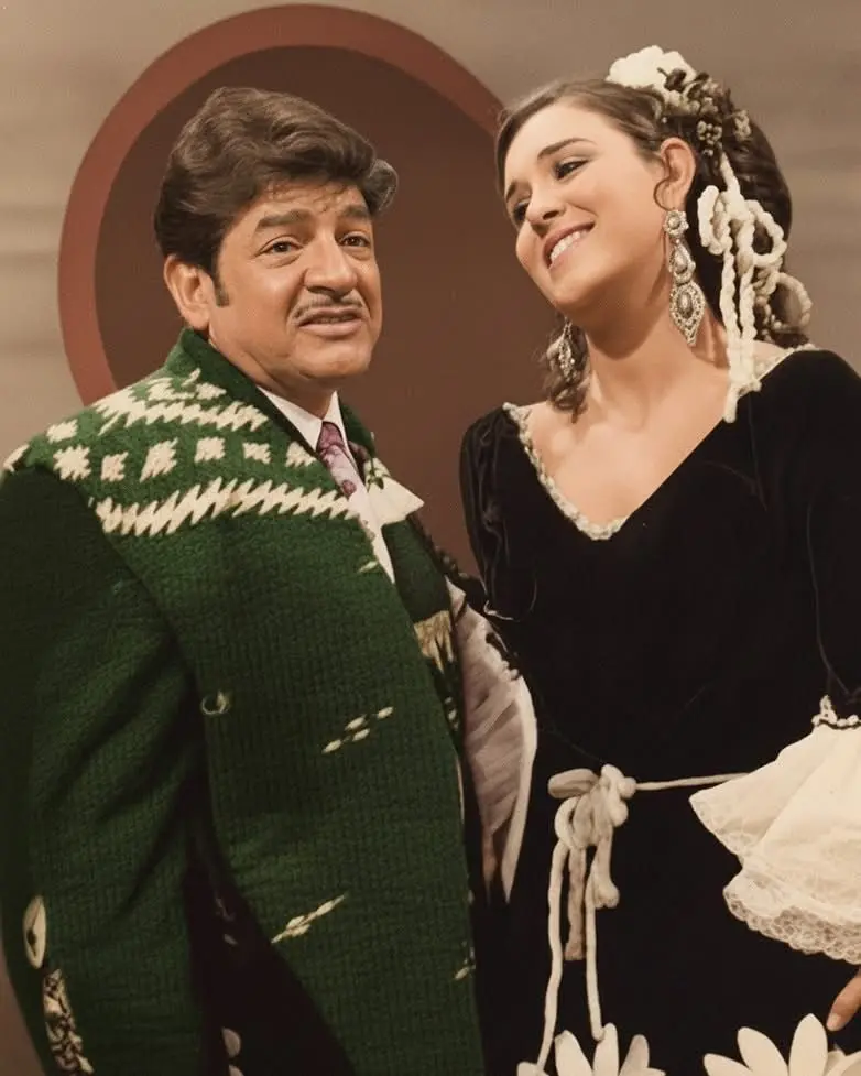 José Alfredo Jiménez al lado de Lucha Villa.