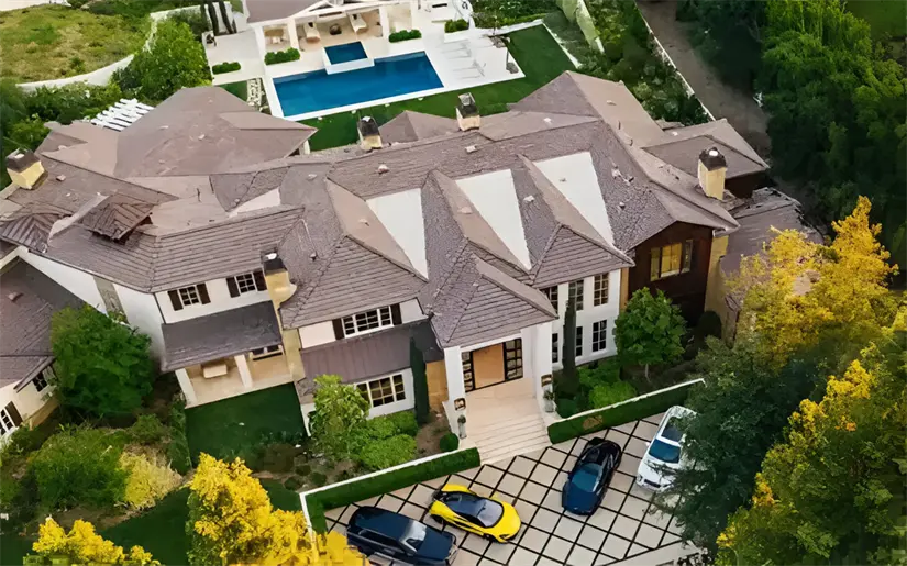 Así luce la lujosa mansión del cantante Pepe Aguilar. Foto: Cortesía.