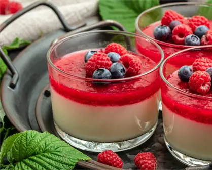 Panna cotta de horchata: el postre elegante y f&aacute;cil que triunfa en Navidad