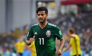 El auto de lujo más caro que tiene Carlos Vela