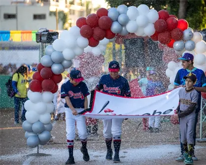 Liga de Beisbol Peque&ntilde;o Colhuacan inaugura temporada 2025–2026 en honor a campeones mundiales