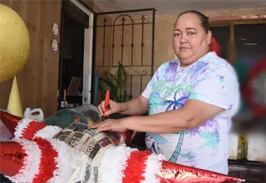 La vida entre papel, engrudo y esperanza: el legado de Ang&eacute;lica Camarena en la Nakayama