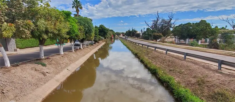 El Canal Cañedo es para muchas personas un símbolo silencioso de la historia de Navolato. Foto: Rudy Mendoza.