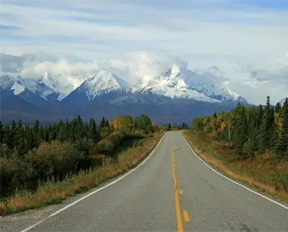 &iquest;Pasi&oacute;n por los caminos? Descubre las carreteras m&aacute;s seguras y peligrosas de Estados Unidos