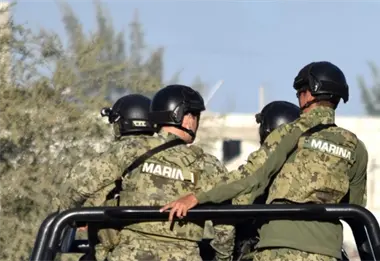 Marina asegura arsenal y campamentos clandestinos en Escuinapa tras jornada violenta