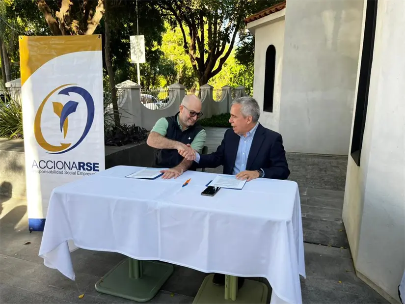 Tus Buenas Noticias y AccionaRSE se comprometen a seguir trabajando para conseguir un bien común, generar paz en Sinaloa. Foto: Rodrigo Ampié.