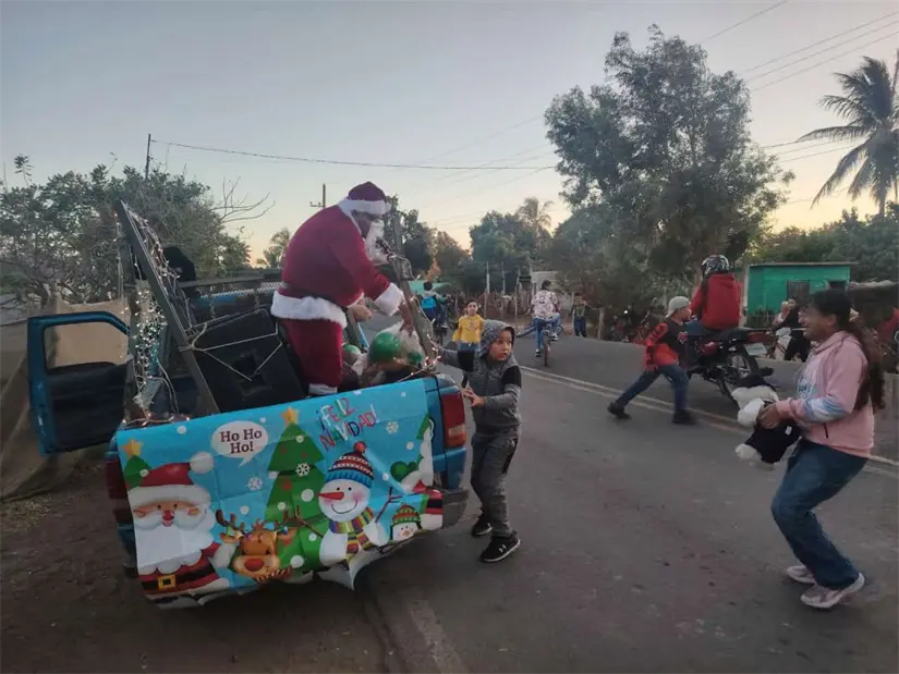 La ilusión de cientos de niños, se vuelve realidad con un pequeño detalle. Fotos: Cortesía.