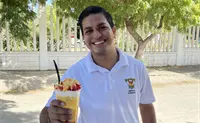 Maquilando sue&ntilde;os y logrando objetivos, Alexander y su enfoque en la medicina y el emprendimiento en Mazatl&aacute;n