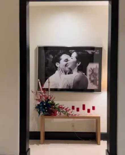 Decoración navideña de Ángela Aguilar y Christian Nodal. Foto: cortesía.