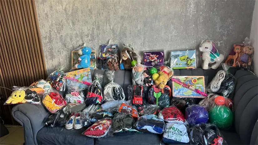 La familia y amigos se unieron a la causa recolectando juguetes y donando un poco de lo que tienen.