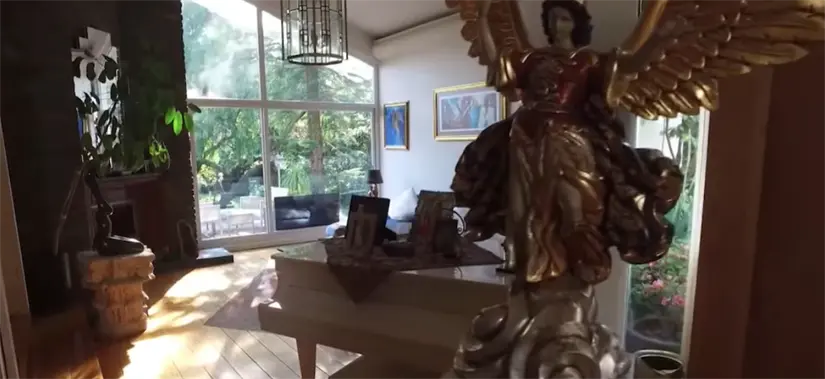 Maribel Guardia tiene una profunda devoción al San Miguel Arcángel. Foto: cortesía.