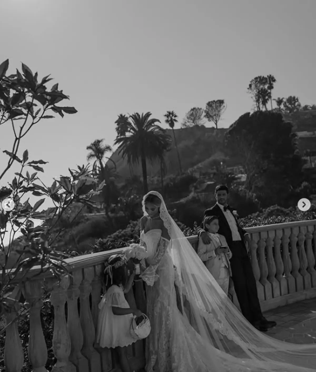 Carlos Vela y su esposa Saioa Cañibano celebran siete años de amor con una boda de ensueño en California