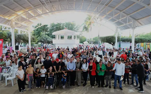 Entregan techumbre en plazuela de La Palma, Navolato por su 74 aniversario