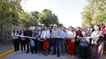 Inaugura Gobernador Rocha Moya nuevas vialidades en Badiraguato