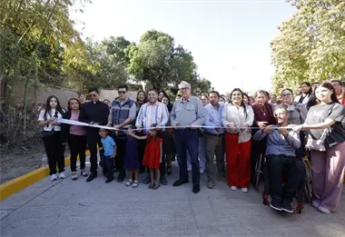 Inaugura Gobernador Rocha Moya nuevas vialidades en Badiraguato