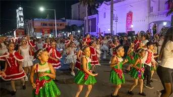 Bailar por la paz es el mensaje que Jazz & Dance Alturas del Sur regaló a todo Culiacán