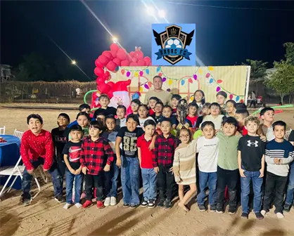Ni&ntilde;os de Rasac FC de Culiac&aacute;n, disfrutan su posada navide&ntilde;a en Alturas del Sur