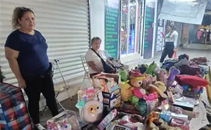 Tianguis navideño en Culiacán reúne a familias y comerciantes de Barrancos