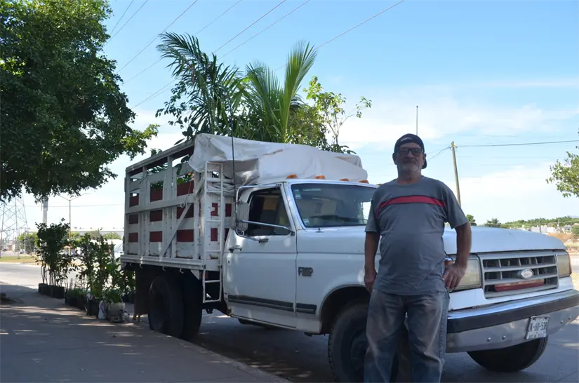 Originario de Jalisco, Elías lleva 15 años en Culiacán y una vida entera ligada al trabajo honesto. Foto: Juan Madrigal