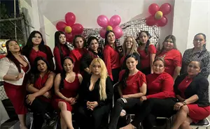 Mujeres de la colonia Progreso en Culiacán se empoderan con curso de maquillaje de fantasía