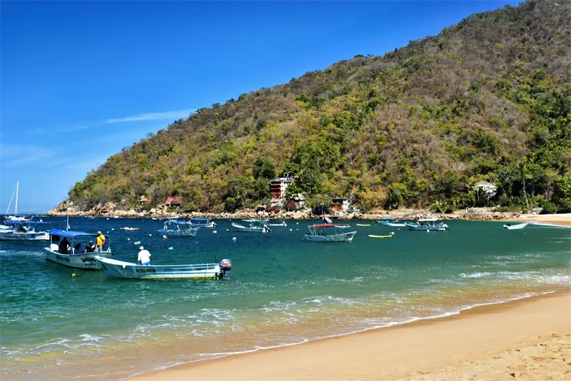 Disfruta de la naturaleza en Yelapa. Foto: Unsplash. 