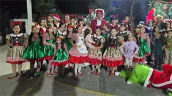 Población de Monte Verde en Culiacán, celebra con gran Festival Navideño tejiendo lazos comunitarios