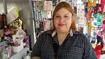 Keila Zazueta Carrillo impulsa la venta de miel en Navolato
