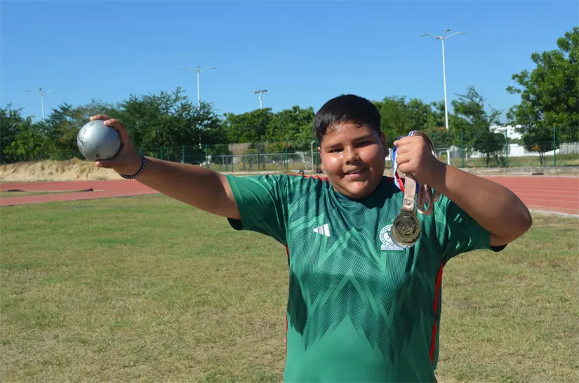 Talento deportivo infantil en Culiacán: David Álvarez León y su camino hacia la gloria en lanzamiento de bala y disco. Foto: Juan Madrigal