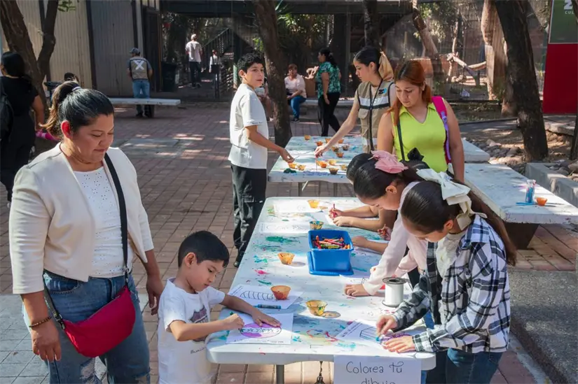 Risas y educación ambiental protagonizan la Posada Navideña del Zoológico de Culiacán. Foto: Ayuntamiento de Culiacán