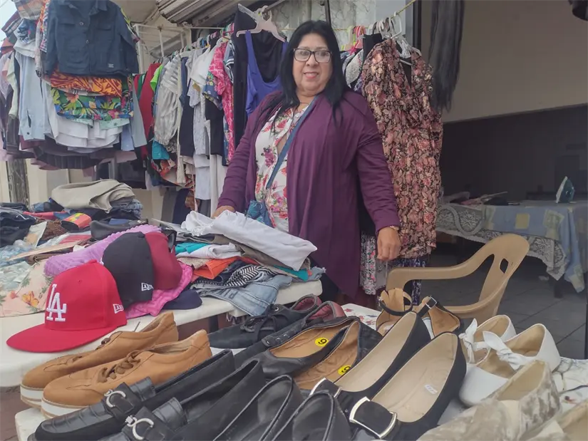 Desde siempre, Sandra ha dado ejemplo de superación y ahora tiene un bazar con ropa nueva y de segunda mano.
