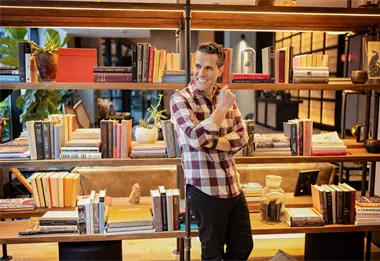 &iquest;C&oacute;mo es la residencia de Marco Antonio Regil?