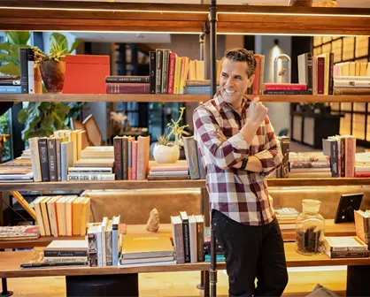 &iquest;C&oacute;mo es la residencia de Marco Antonio Regil?