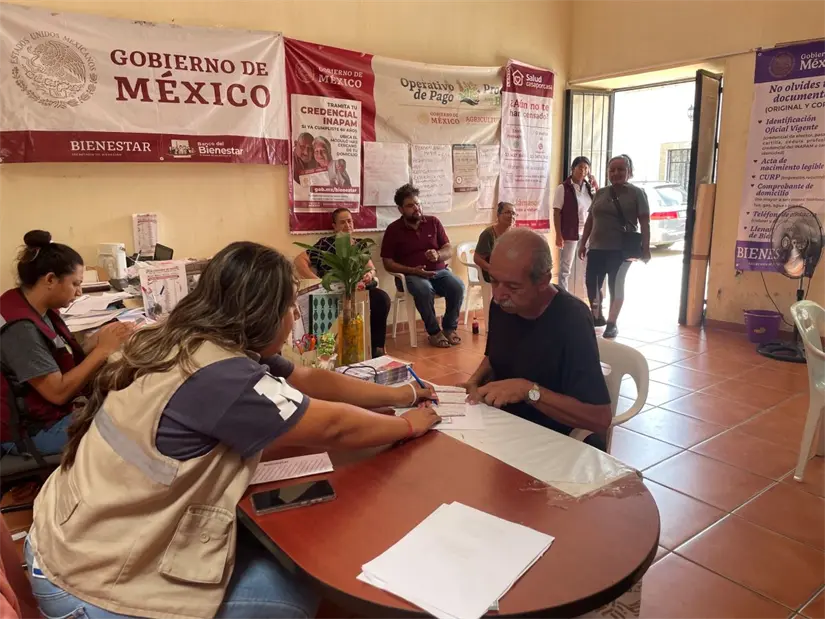 Las ventajas de dar de alta a una persona auxiliar en la Pensión del Bienestar de los adultos mayores.  Foto: Cortesía