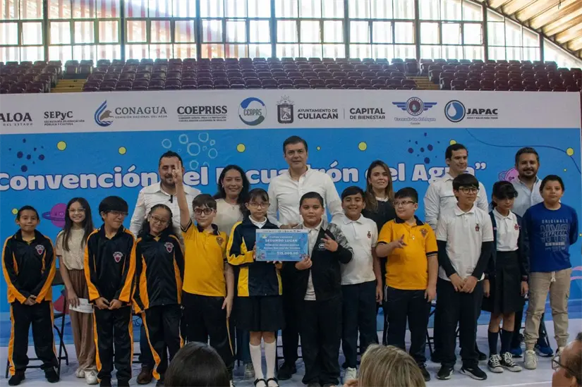 Más de 10 mil niñas y niños participan en Escuadrón del Agua en Culiacán. Foto: Cortesía/TBN
