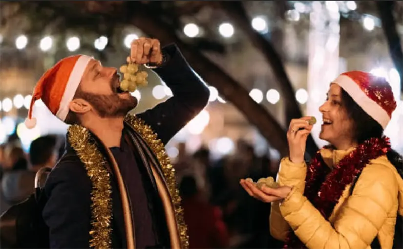Ritual de las 12 uvas en Año Nuevo. Foto: cortesía.
