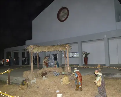 Feligreses de Valle Alto vivieron una noche tradicional de fe en la iglesia San Josemar&iacute;a Escriv&aacute; de Balaguer