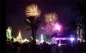 ¡Feliz Año Nuevo! El malecón de Mazatlán se llenó de música, luz y color para recibir al 2026