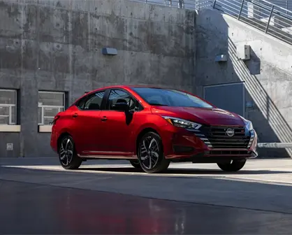 El Nissan Versa se corona como el auto m&aacute;s vendido del 2025 en M&eacute;xico