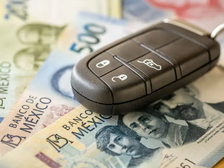 Solo los vehículos con un valor mayor a los $685 mil pesos deberán pagar tenencia en Baja California. Foto: Cortesía.