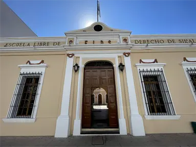 Aquí se escribió la historia y hoy se enseña la ley. La casona que da identidad a la Escuela Libre de Derecho de Sinaloa